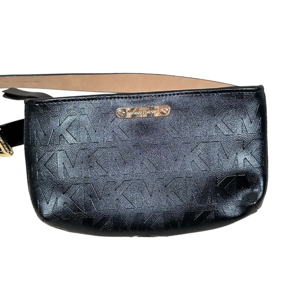 MICHAEL KORS Leather Embossed MK Logo Belt Bag - Picture 5 of 14